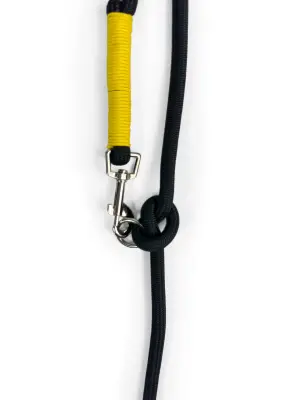 Повідець Hands Free чорний L-14
